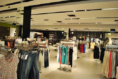 淮滨商场里的店面怎么装修？